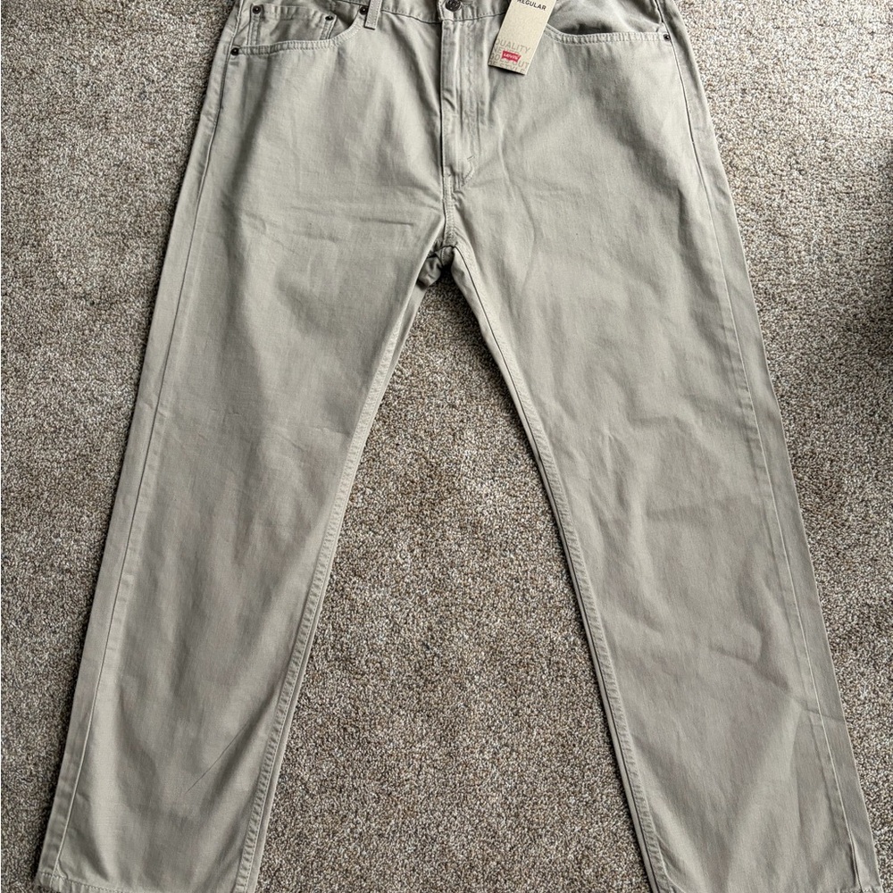 NWT Levi's Taupe 505 Regular Fit Khaki Jeans 38x30